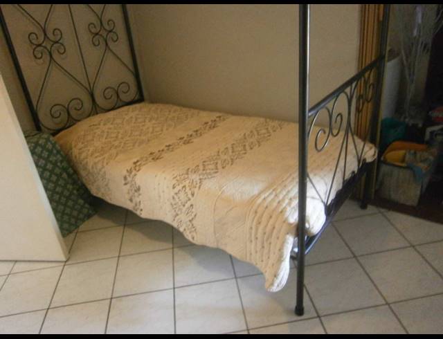 2 BEDROOM TOWNHOUSE FOR SALE IN ALBERTSDAL